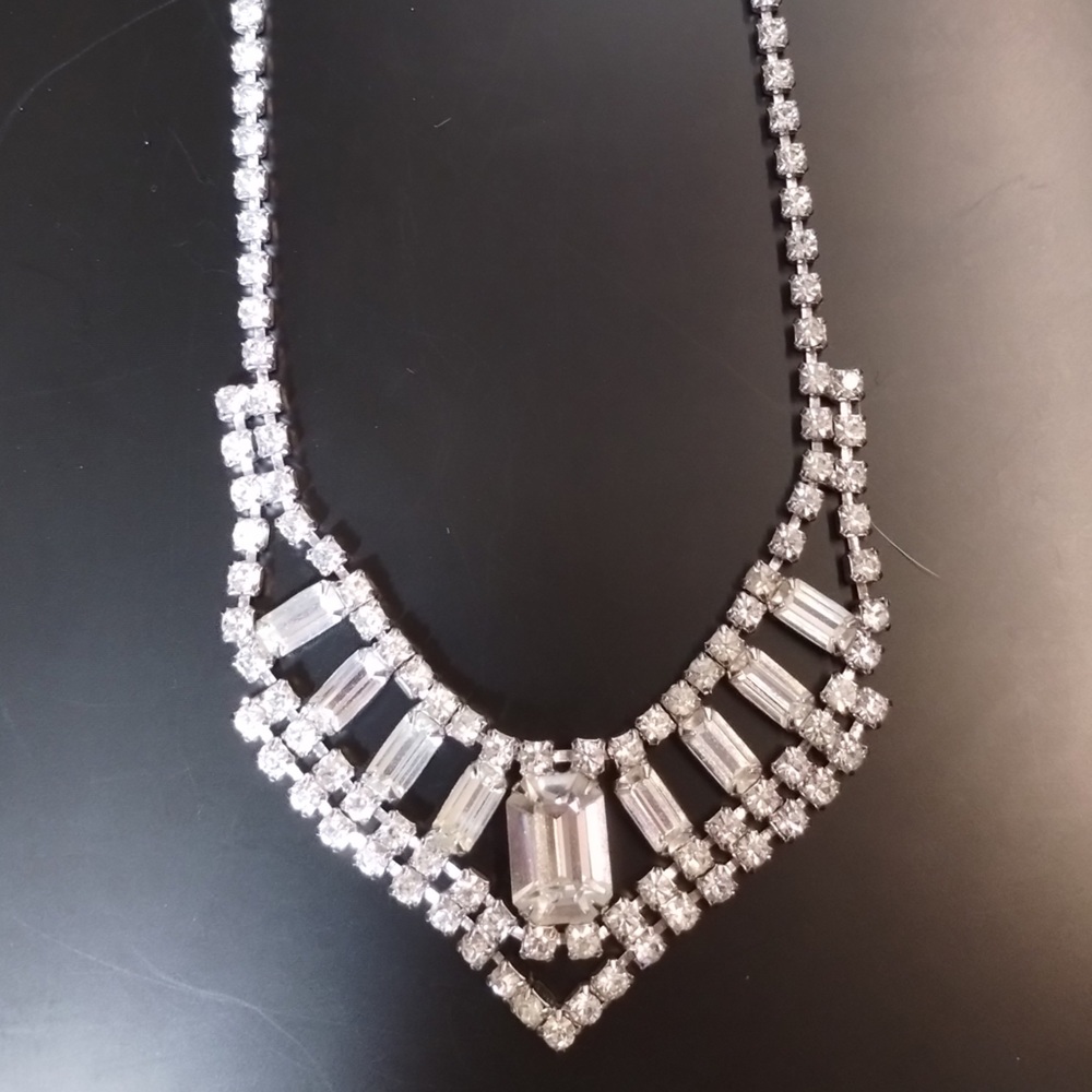 Vintage rhinestone necklace